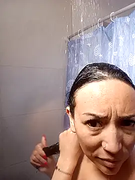 Laura martin  online show from 8, 10, 2025