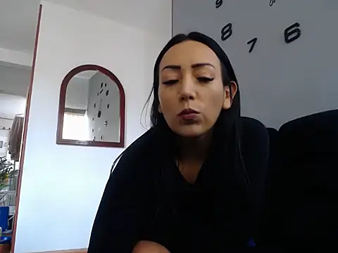 Laura martin  online show from 3, 10, 2025