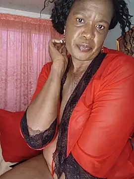 Snapshot of TALLNSEXY48 chatting on 13, 6, 2026 TALLNSEXY48 online show from 13, 6, 2026