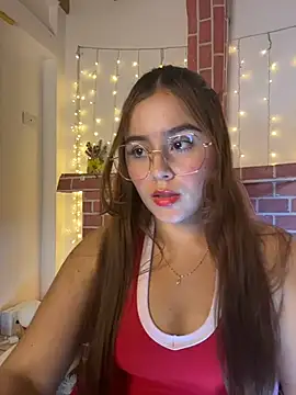 Juanelopez1 online show from 4, 7, 2026