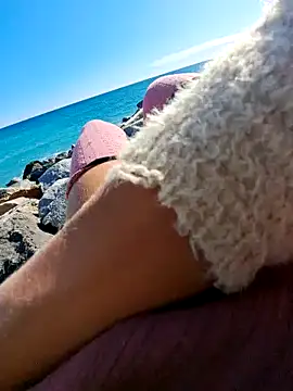 SexyErola27 online show from 3, 2, 2025