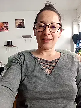 emilypoppy3 online show from 27, 2, 2026