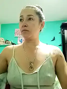 emilypoppy3 online show from 13, 3, 2025