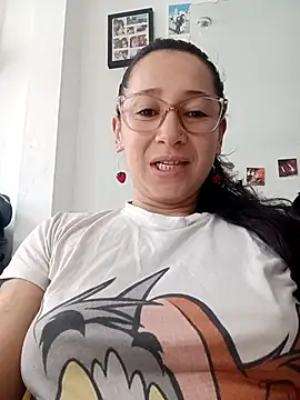 emilypoppy3 online show from 5, 5, 2026