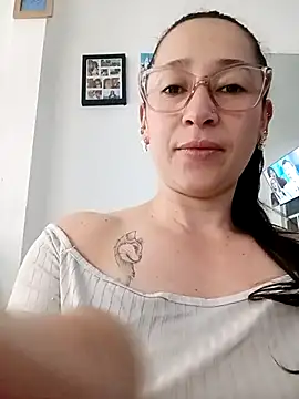 emilypoppy3 online show from 6, 5, 2026