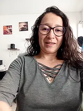 emilypoppy3 online show from 28, 2, 2026