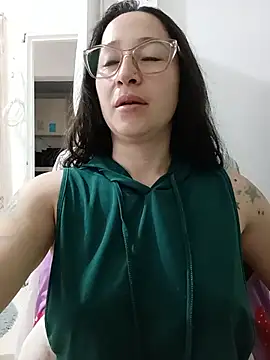 Snapshot of emilypoppy3 chatting on 16, 7, 2026 emilypoppy3 online show from 16, 7, 2026