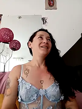 emilypoppy3 online show from 24, 11, 2025