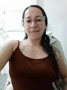 Snapshot of emilypoppy3 chatting on 13, 7, 2026 emilypoppy3 online show from 13, 7, 2026