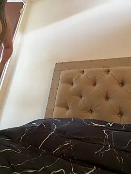 DeboraEvans online show from 19, 2, 2026