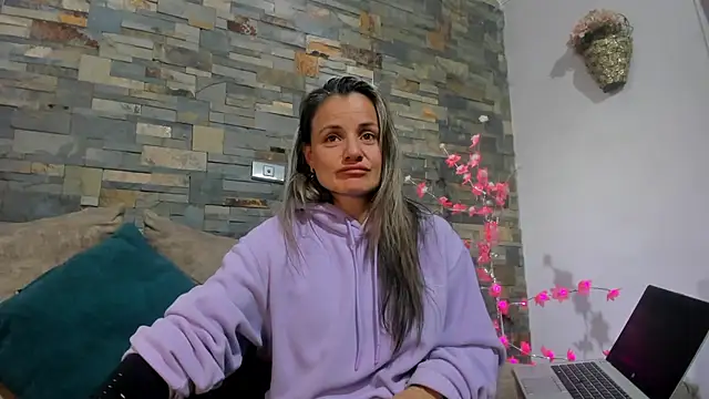 Snapshot of sweetfantasyy69 chatting on 14, 1, 2025 sweetfantasyy69 online show from 14, 1, 2025