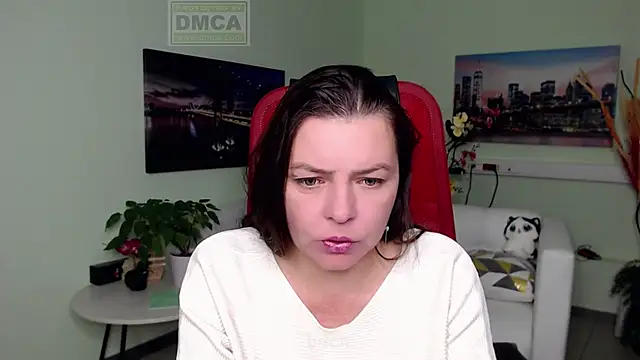 Lily flower7 online show from 14, 11, 2025