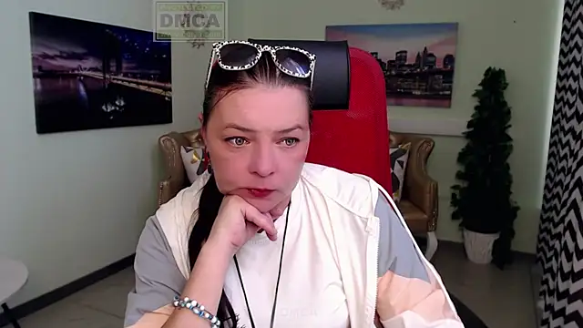 Snapshot of Lily_flower7 chatting on 9, 7, 2026 Lily flower7 online show from 9, 7, 2026