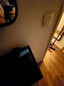 Snapshot of Guitccch chatting on 22, 11, 2025 Guitccch online show from 22, 11, 2025