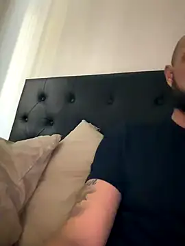 Snapshot of Guitccch chatting on 6, 1, 2026 Guitccch online show from 6, 1, 2026