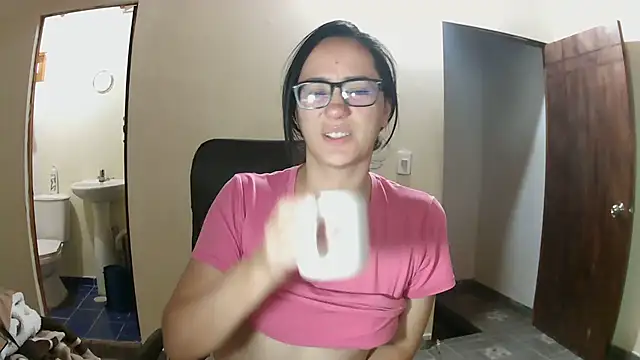 Snapshot of brittanycheeks chatting on 24, 2, 2026 brittanycheeks online show from 24, 2, 2026