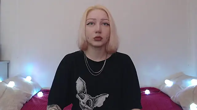Snapshot of Emily_hardcore chatting on 26, 6, 2026 Emily hardcore online show from 26, 6, 2026