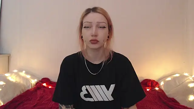 Emily hardcore online show from 28, 5, 2026