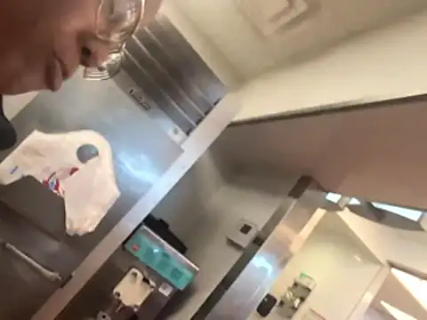 Snapshot of samone9 chatting on 8, 2, 2026 samone9 online show from 8, 2, 2026