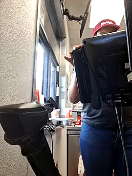 samone9 online show from 13, 3, 2025