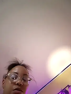 samone9 online show from 2, 10, 2025