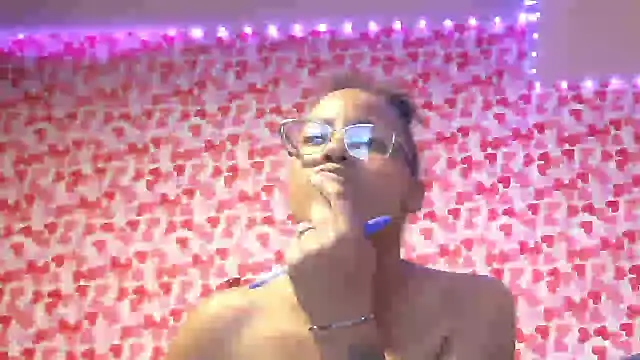 Snapshot of samone9 chatting on 2, 2, 2026 samone9 online show from 2, 2, 2026