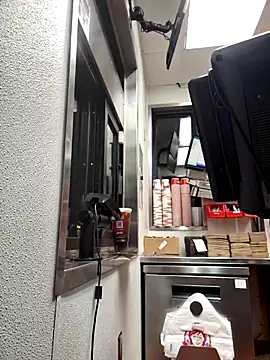 samone9 online show from 17, 3, 2025