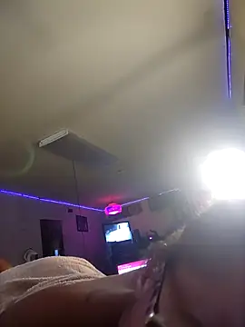 samone9 online show from 6, 10, 2025