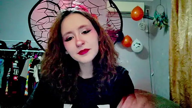 JoannaTompson online show from 18, 10, 2025