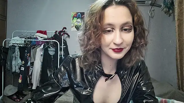 JoannaTompson online show from 19, 1, 2025