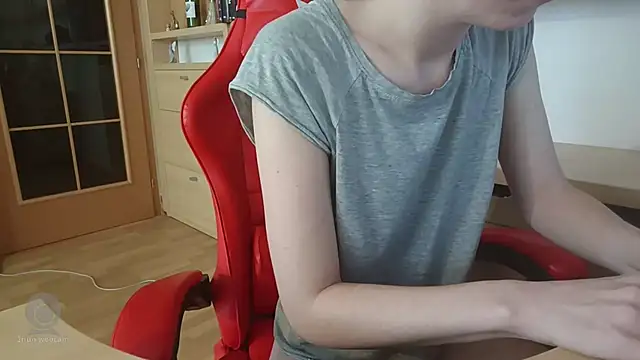 Veronique Valentine online show from 24, 10, 2025