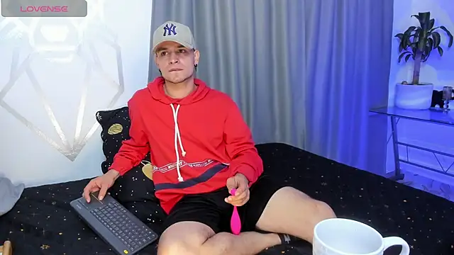 Aron-santoro online show from 13, 2, 2025