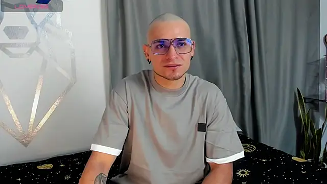 Aron-santoro online show from 24, 12, 2024