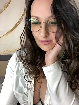 Katie-n online show from 3, 6, 2026