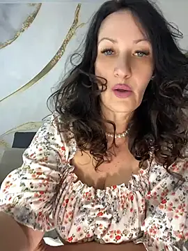 Katie-n online show from 27, 7, 2026