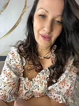 Katie-n online show from 2, 7, 2026