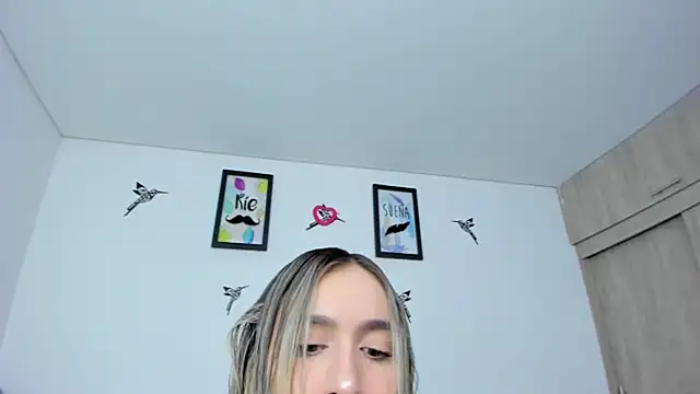 im sarah34 online show from 15, 11, 2025