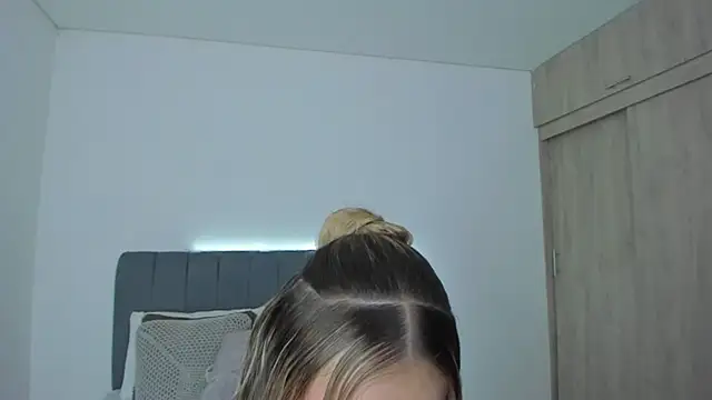 im sarah34 online show from 1, 6, 2026