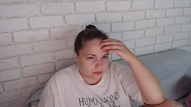 Crazyy girl  online show from 22, 9, 2025