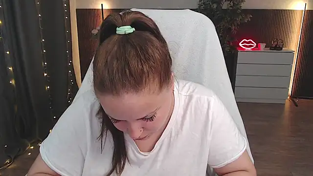 Snapshot of Crazyy_girl_ chatting on 29, 6, 2026 Crazyy girl online show from 29, 6, 2026
