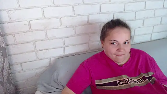 Crazyy girl  online show from 17, 5, 2026