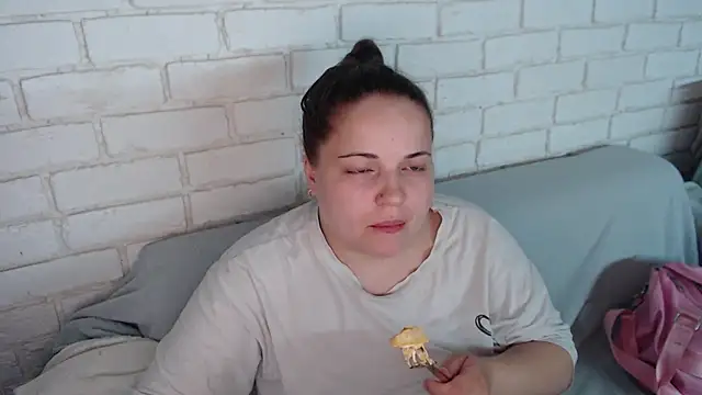 Crazyy girl  online show from 24, 5, 2026