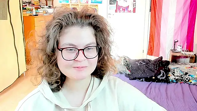 Sashy Way online show from 11, 10, 2025