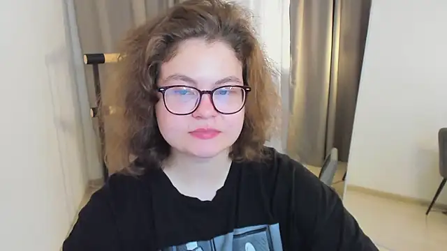 Sashy Way online show from 18, 9, 2025