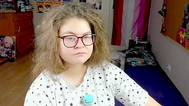 Sashy Way online show from 16, 12, 2025