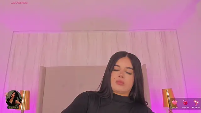 kaylarossi online show from 14, 5, 2026