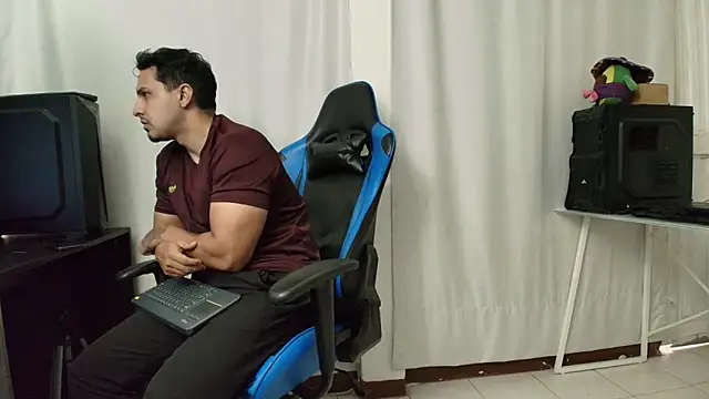 hott dicks online show from 31, 3, 2026