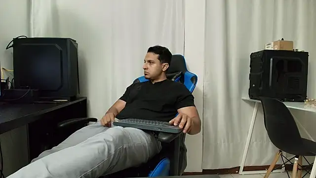 hott dicks online show from 4, 5, 2026