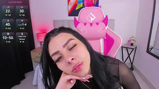 KristalFoxx online show from 12, 11, 2025