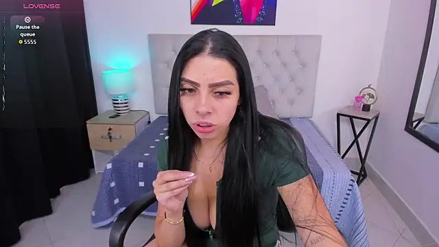 KristalFoxx online show from 11, 11, 2025